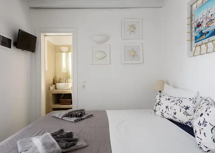 Paros 3 Bedrooms Maisonette For 6 Persons By Mps