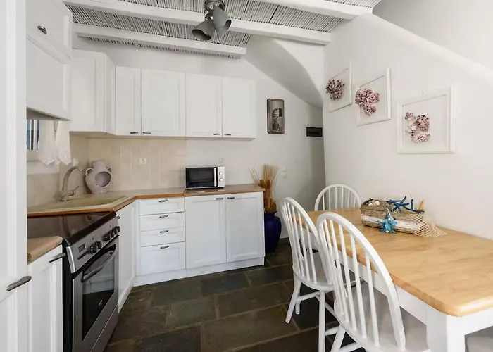 Paros 3 Bedrooms Maisonette For 6 Persons By Mps