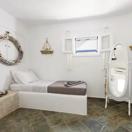 Apartment Paros 3 Bedrooms Maisonette For 6 Persons By Mps *